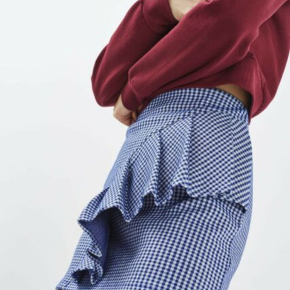 Topshop Dresses & Skirts - Top shop Gingham mini skirt - Size 6